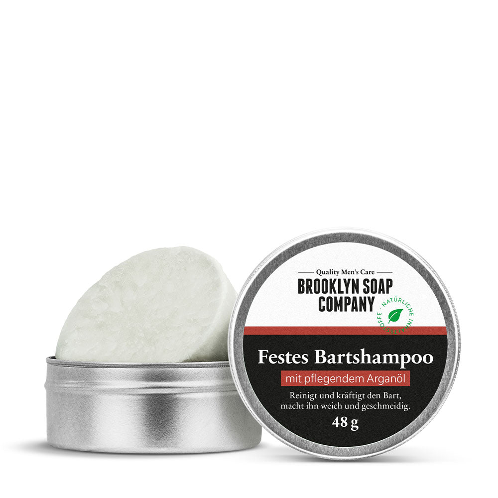 Das feste Bartshampoo reinigt und kräftigt de Bart, ist perfekt für Zuhause und unterwegs und ist nachhaltig und plastikfrei verpackt.