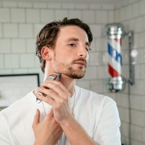 Tipps für einen gepflegten 3-Tage Bart: Trimmen, Konturen schneiden und Bart weicher machen